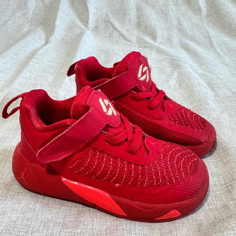 Jordan Luka - Kids Red Athletic Sneakers - Unbranded